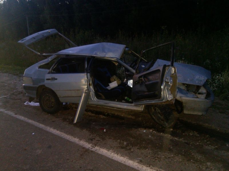 В Сунском районе в кювет улетел ВАЗ-2114.