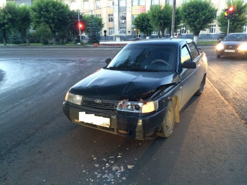 На Октябрьском проспекте столкнулись 
