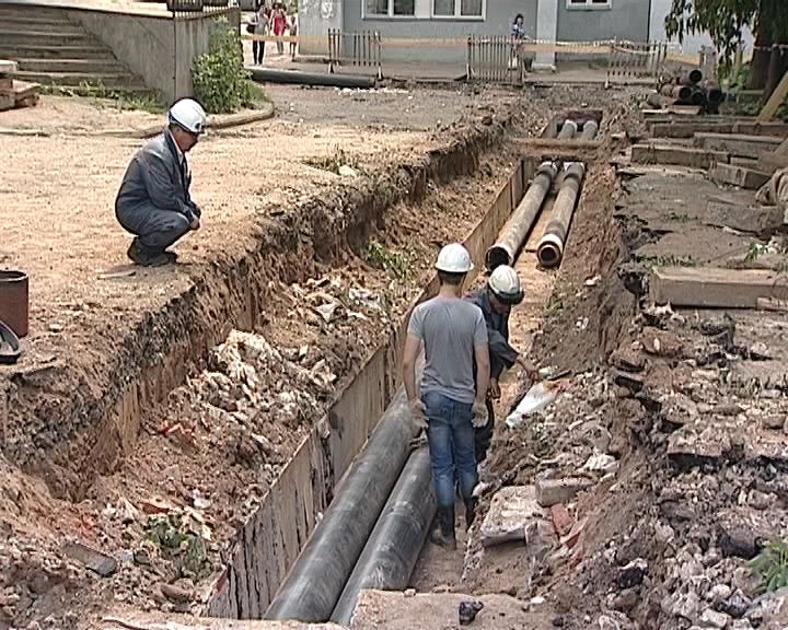 В городе продолжаются гидравлические испытания и ремонт теплосетей