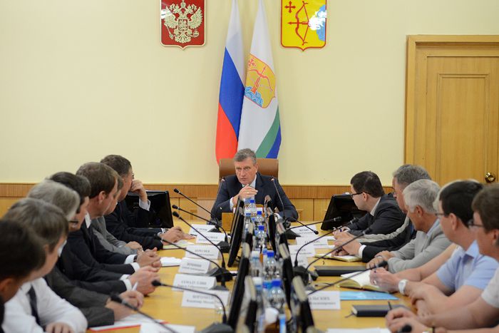 Игорь Васильев провёл первое совещание с членами Правительства Кировской области.