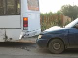 ДТП в Омутнинске: ВАЗ-2110 врезался в автобус.