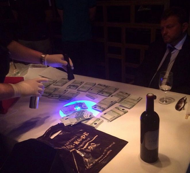 Следствие просит суд продлить арест Никиты Белых до 24 декабря.