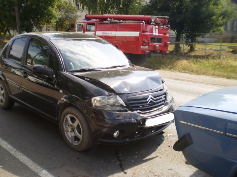 В Пижанском районе иномарка протаранила 