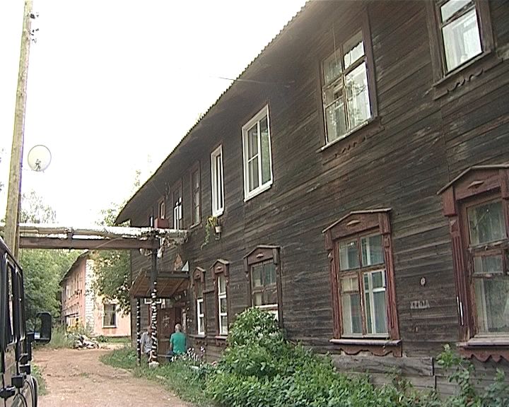 Аварийный дом на ул. Короленко 6