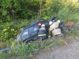 В Белохолуницком районе в кювет улетел ВАЗ-2114: два человека погибли.
