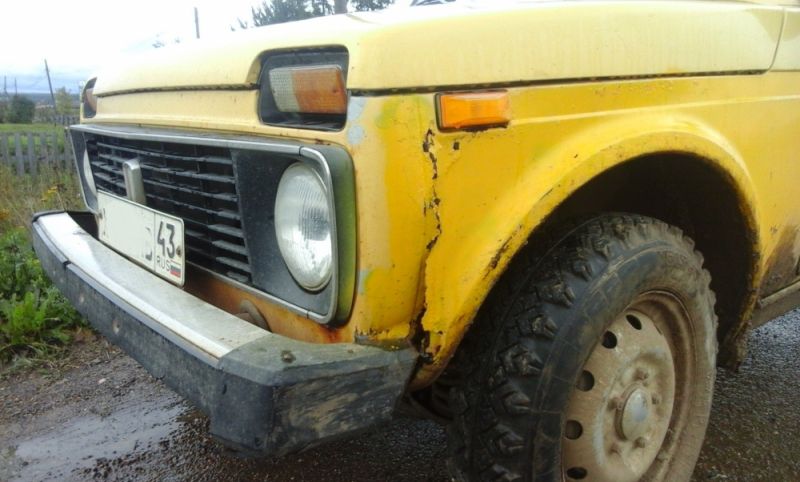 В Афанасьево столкнулись иномарка и 