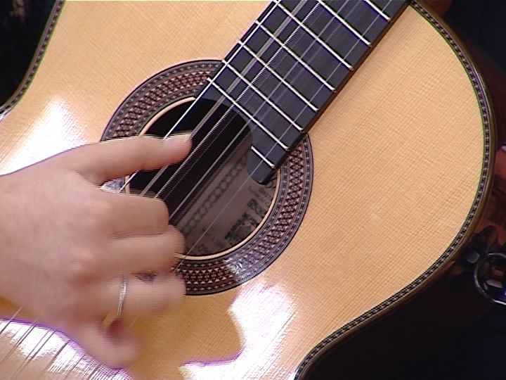 Грабителя, летом отнявшего у прохожего гитару, нашли