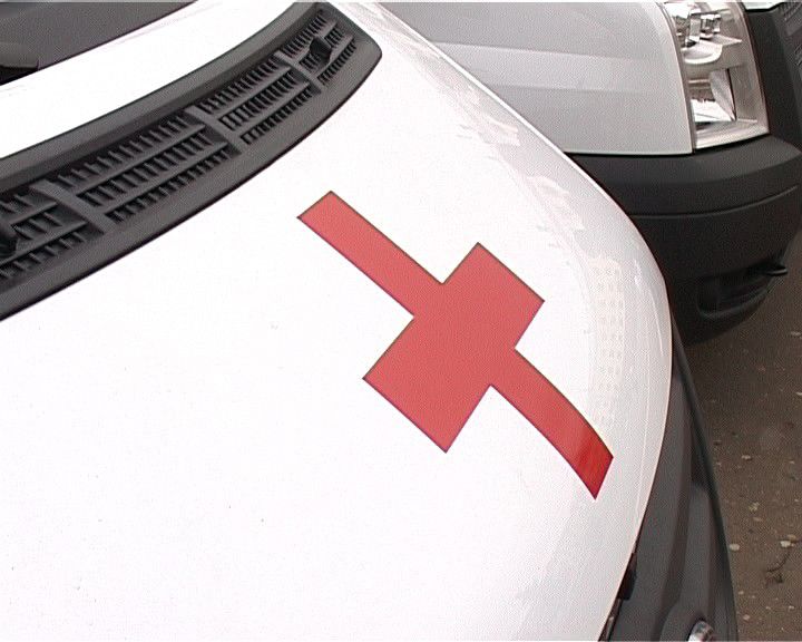 Электромонтер получил тяжелые травмы при замене ламп