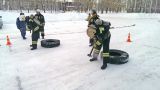 Кировский спецназ МЧС впервые провел соревнования по кроссфиту.