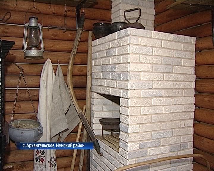 В средней школе села Архангельского Немского района появился краеведческий музей