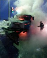 В Кирово-Чепецк загорелся автомобиль-снегоуборщик. 