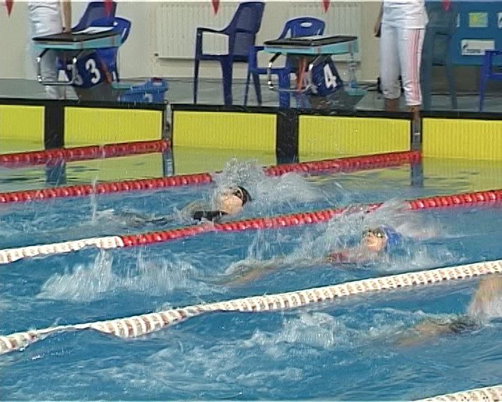 В Кирове стартовал Чемпионат и Первенство области по плаванию