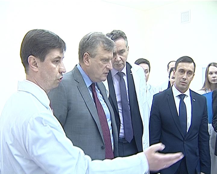 Глава региона Игорь Васильев продолжает ревизию медицинских учреждений Кирова