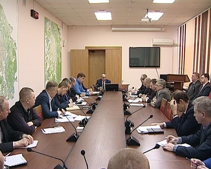 Власти Кирова отменили для коммунальщиков праздники и выходные