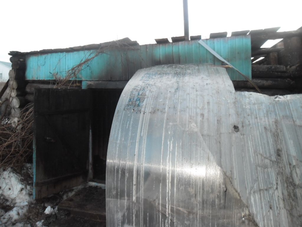 В Нововятском районе ночью сгорел курятник.