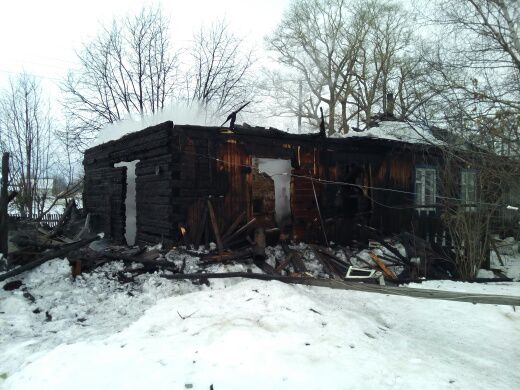 В Орловском районе сгорел жилой дом.