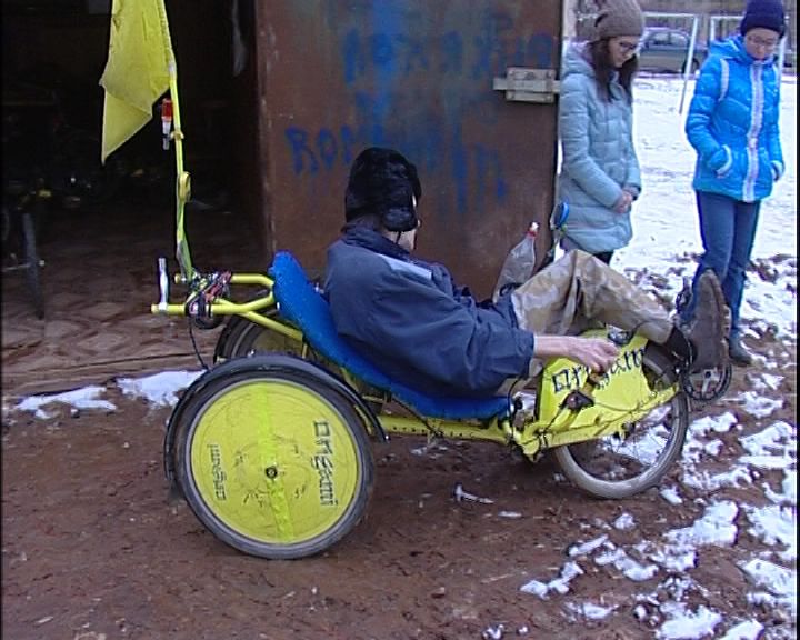 Коммунальщики лишили возможности кировских инвалидов-велосипедистов отправиться на соревнования