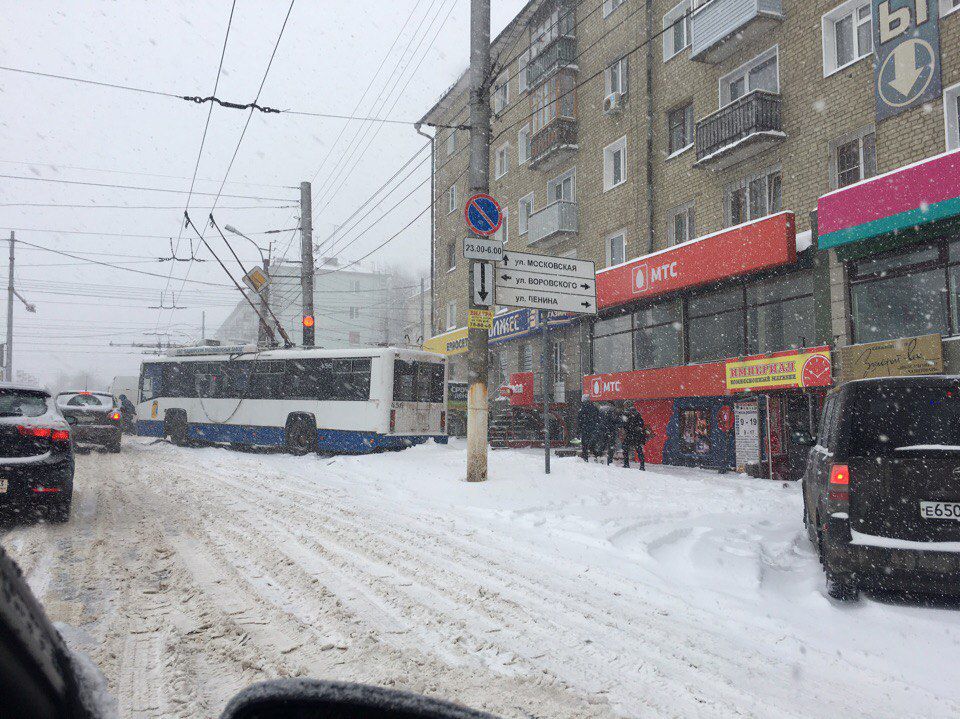 В Кирове открыли горячую линию для сообщений о 