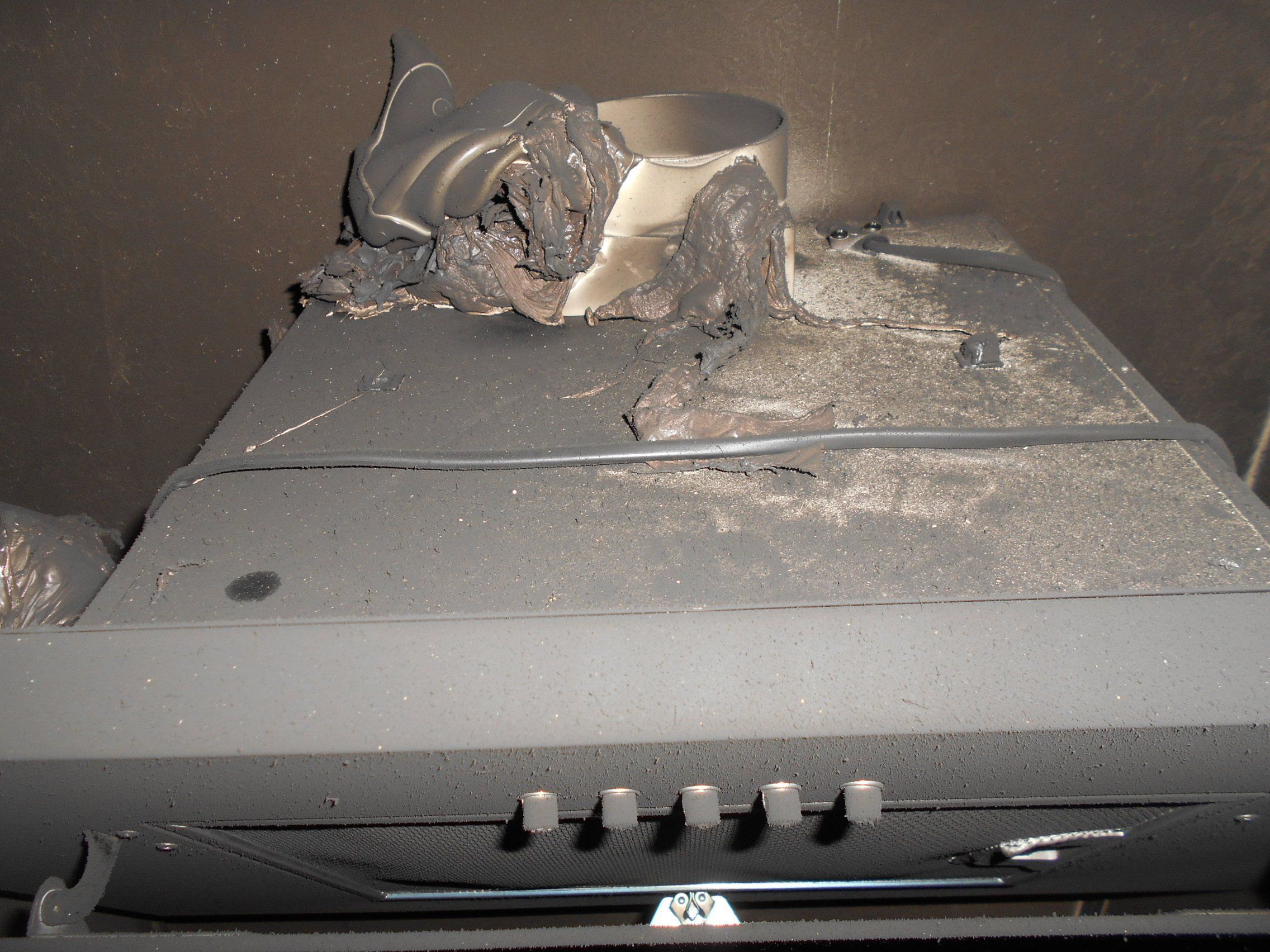 В Кирове произошел пожар в многоквартирном доме.