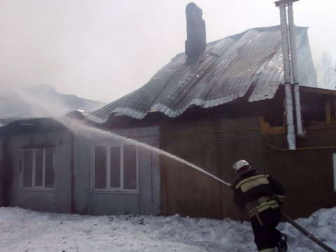 В Вятскополянском районе сгорел жилой дом.