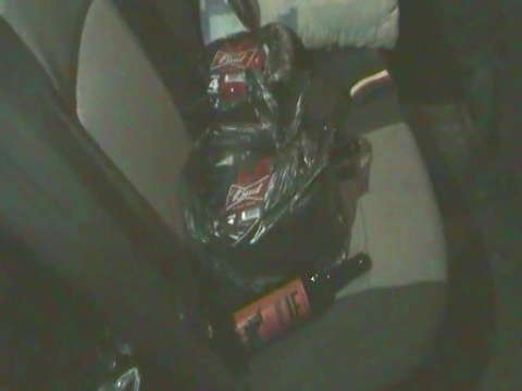 Кировский водитель торговал ночью алкоголем 