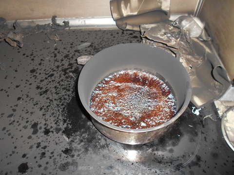 В Кирове произошел пожар в многоквартирном доме.