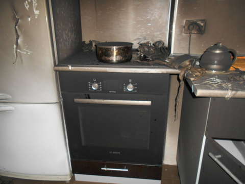 В Кирове произошел пожар в многоквартирном доме.