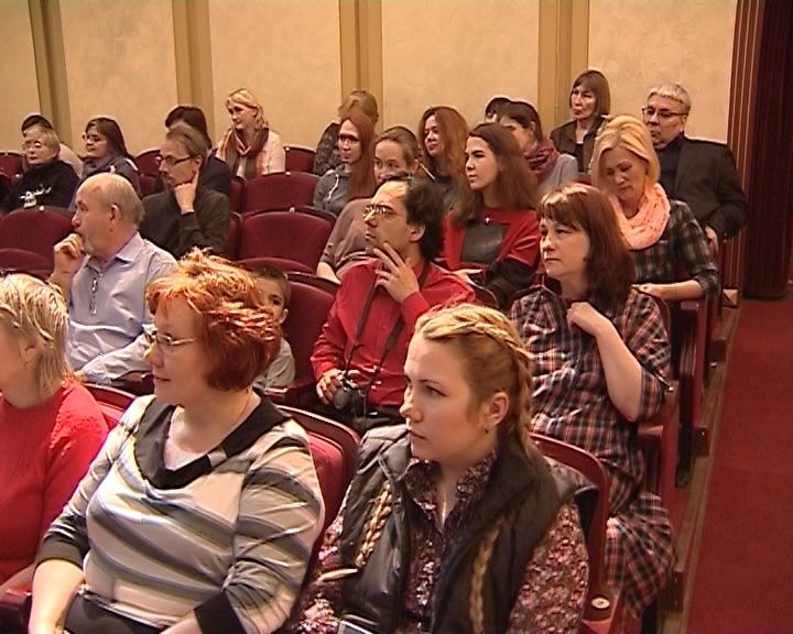 Екатерина Образцова провела в Кирове мастер-класс под названием «Воплощение через куклу»