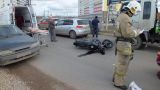 В Кирове произошло ДТП с участием трех автомобилей и мотоцикла.
