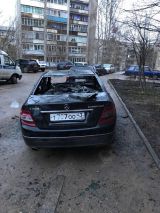 В Кирове во дворе дома сгорел ""Мерседес".