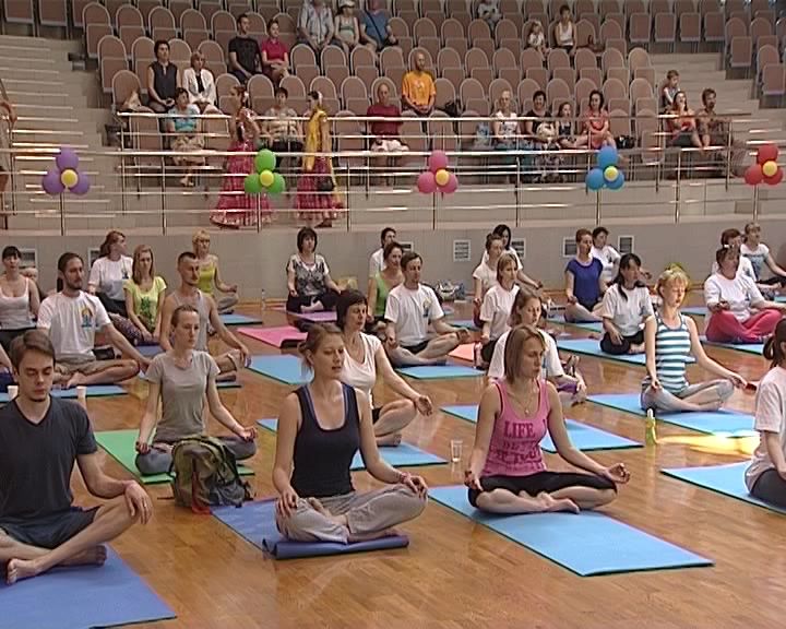 Кировчане готовятся присоединиться к международному дню йоги