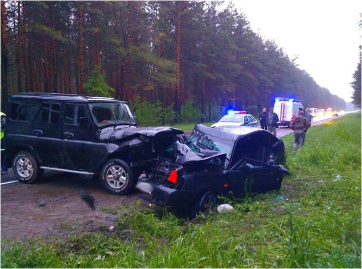 В Кирово-Чепецком районе УАЗ врезался в 