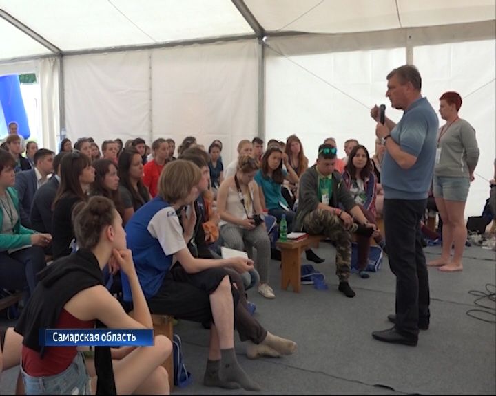 Игорь Васильев принял участие в работе окружного молодёжного форума «iВолга-2017»