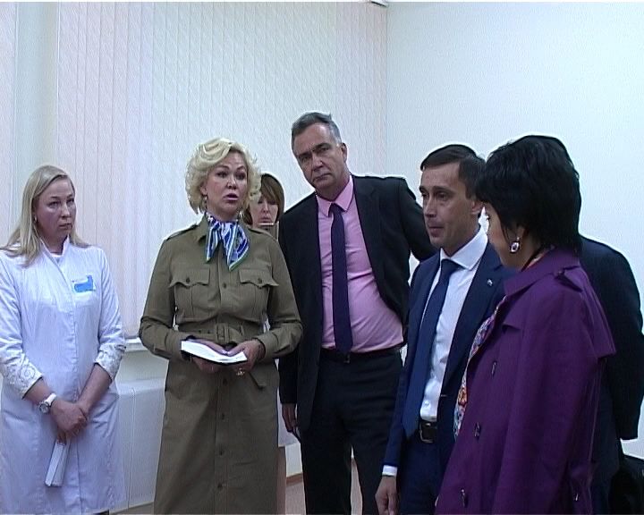 Замминистра здравоохранения РФ Татьяна Яковлева посетила кировский областной онкодиспансер