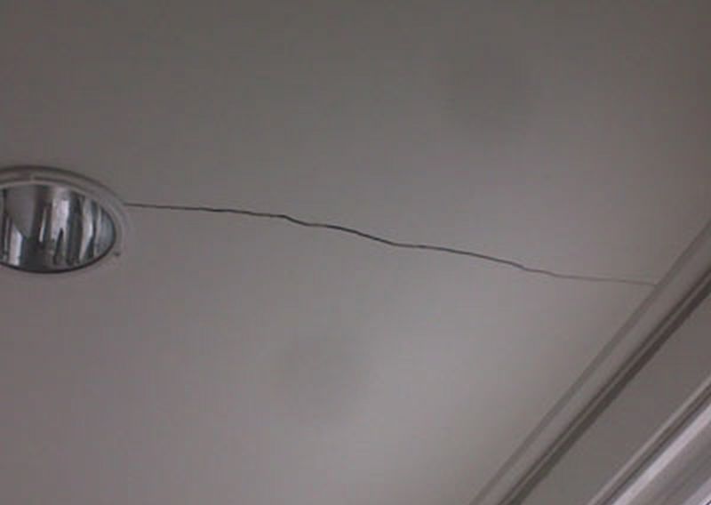 Прокуратура выявила нарушения в новом доме для переселенцев из ветхого жилья.