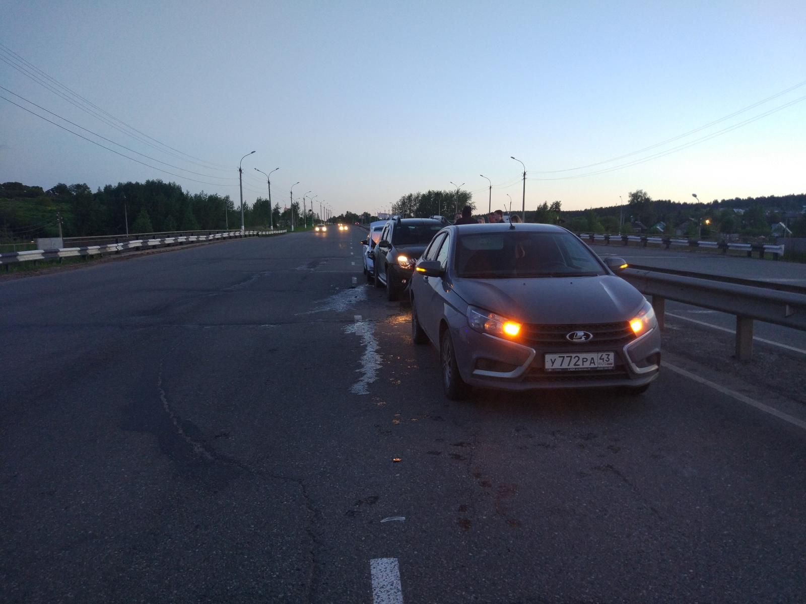 В Кирове произошло тройное ДТП.