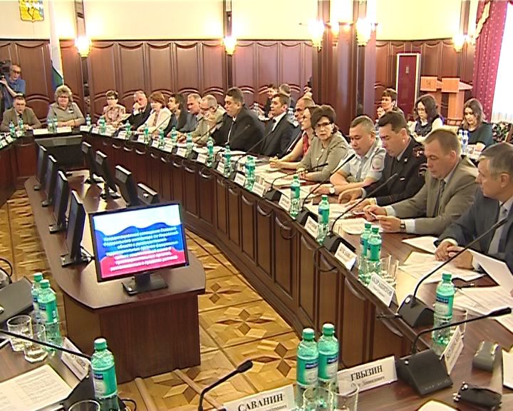 Владимир Климов встретился с представителями исполнительной власти