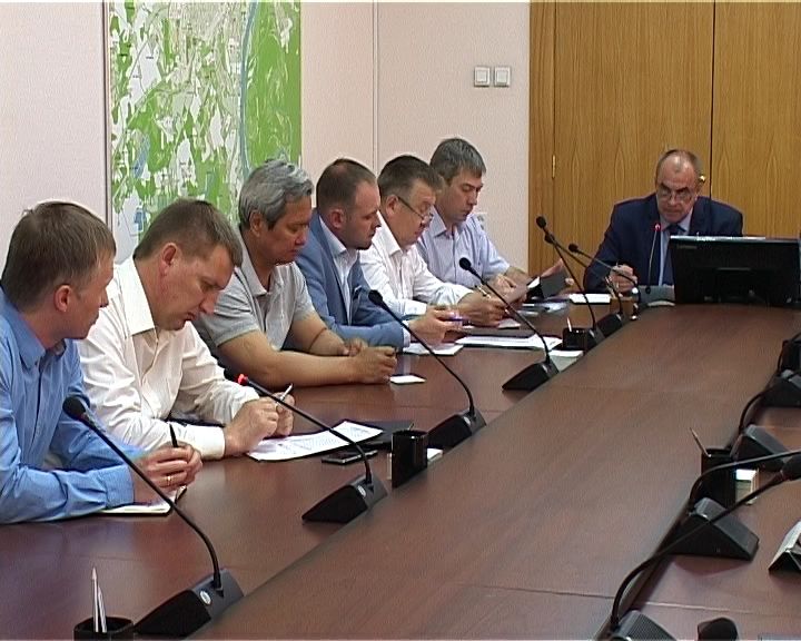 Итоги ремонта дорог обсудили в администрации города