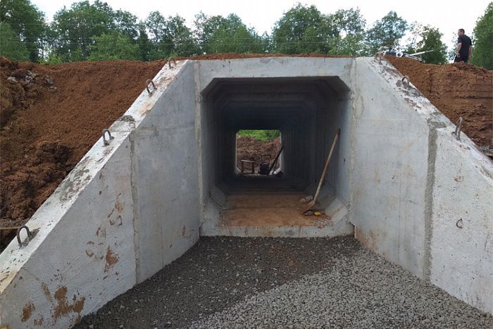 В Кирове дорожники продолжают ремонт восьми улиц.