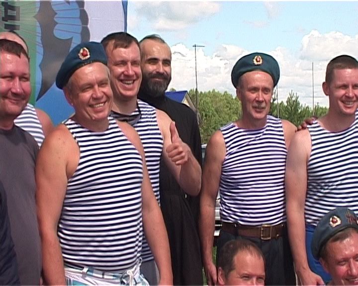 Кировские десантники отметили день ВДВ