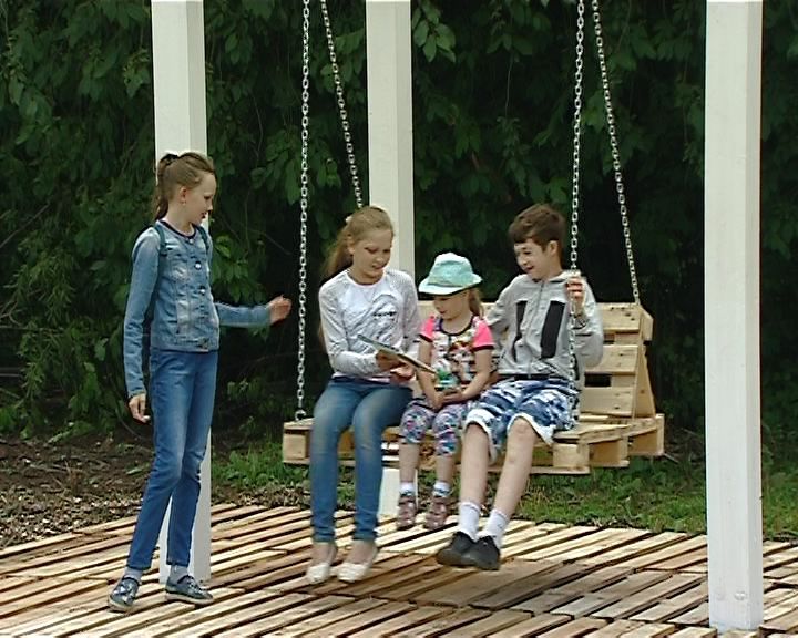 Открытие сквера на Менделеева, 36