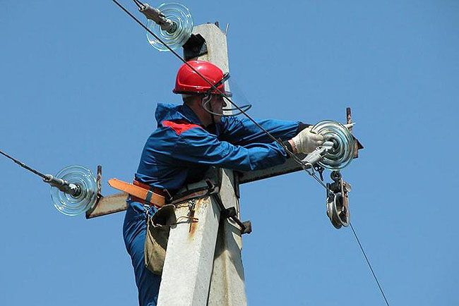 В Кирове более 150 домов остались без электричества.