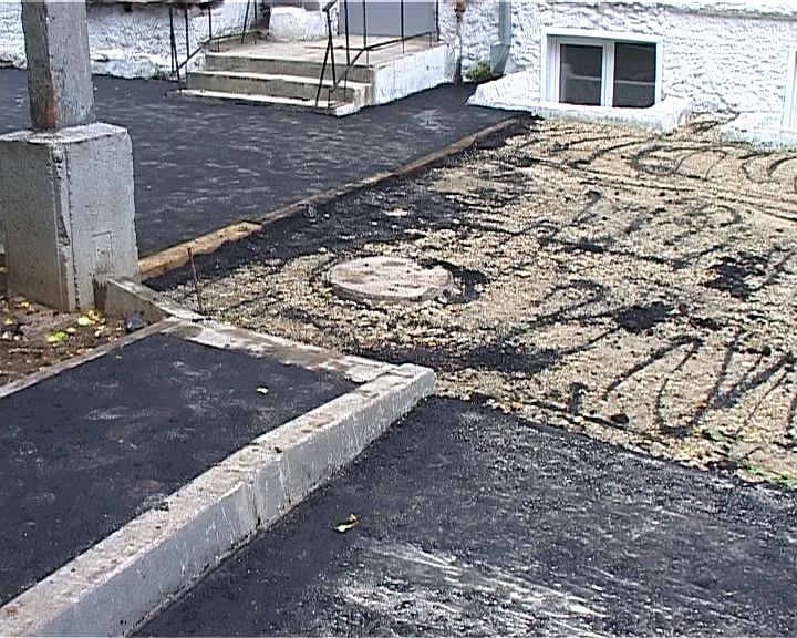 Погода подкинула неприятностей жителям дома на улице Милицейской