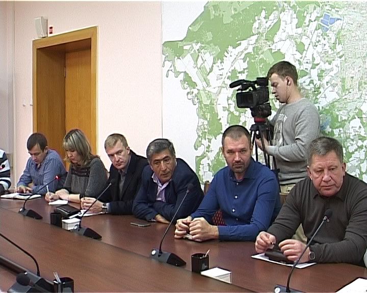 Совещание по благоустройству дворовых территорий