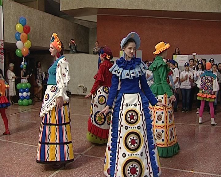 В Кирове открылась окружная выставка прикладного детского творчества 