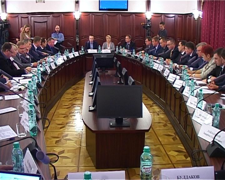 Темы благоустройства города обсудили в областном правительстве