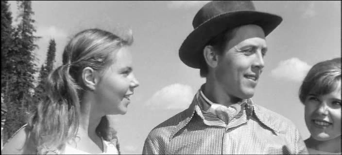 Выпуск информационной программы 