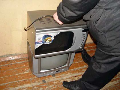 В Кирово-Чепецке квартирант обокрал хозяина своего жилья.