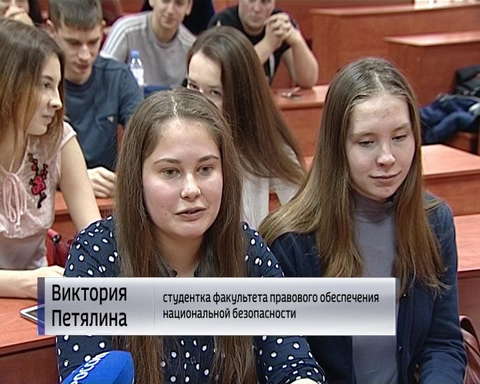 Сотрудники полиции привлекают в дружинники новых волонтеров