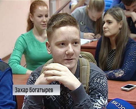 Сотрудники полиции привлекают в дружинники новых волонтеров